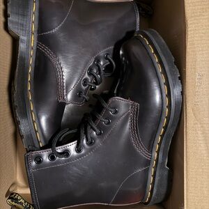 Dr. Martens women’s